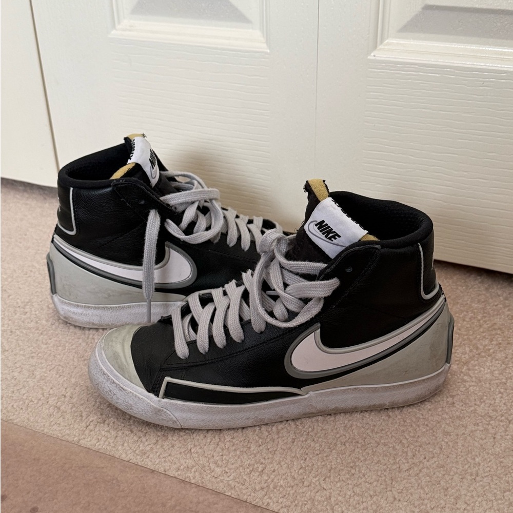 Nike Blazer Sneakers